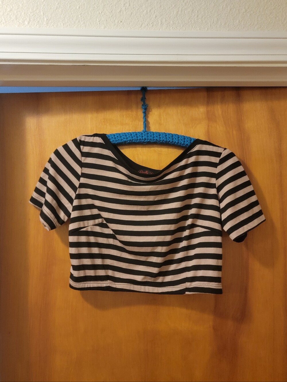 Deadly Dames Striped Crop Top - Black & Tan size Large